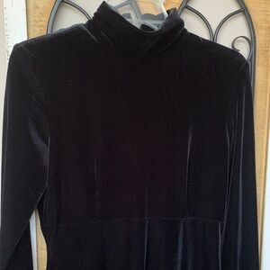 Elegant Black Velvet Turtleneck Dress